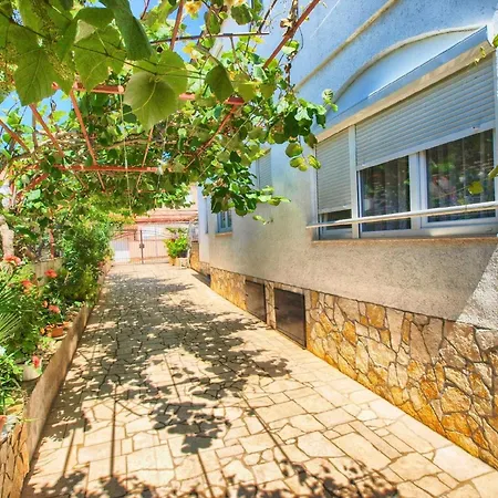 Fuer 2 Personen Ca 27 Qm In Peroj, Istrien Istrische Riviera Apartamento Peroj